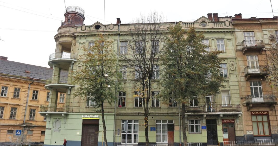 Здание: Суды во Львове